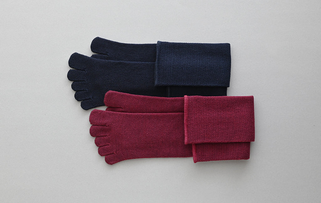 五本指「足の肌着」絹とウール ロング丈　新色 プラムレッド／ディープネイビー
