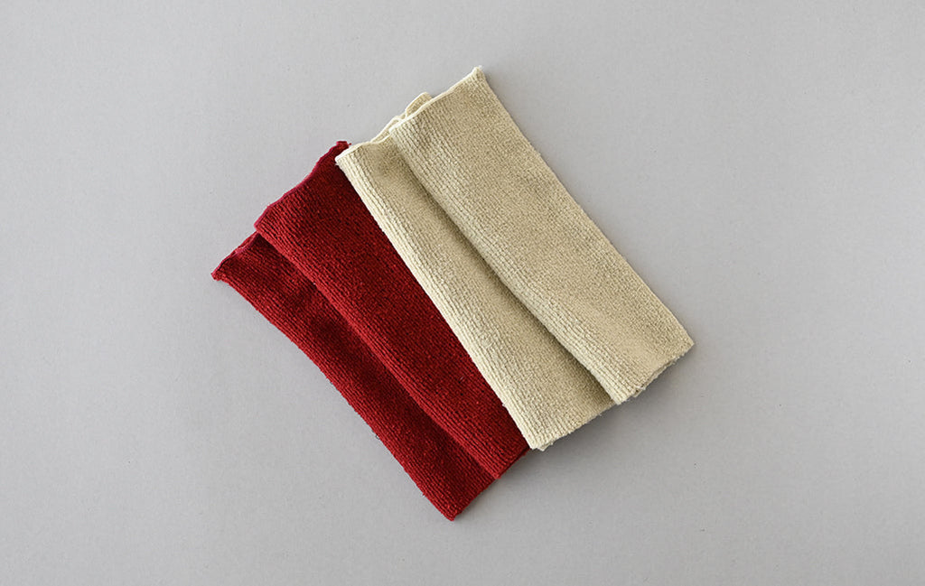 「おなかに寄り添うシルク腹巻き」新色ピスタチオ / ブリックレッド