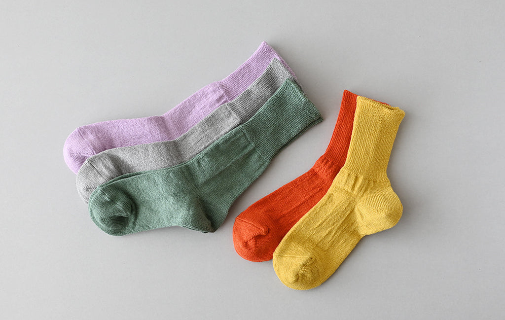 「足の衣 麻」に5つの新色が加わりました。