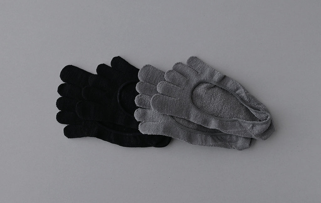 五本指「足の肌着」絹と綿 No-show toe socks　再入荷
