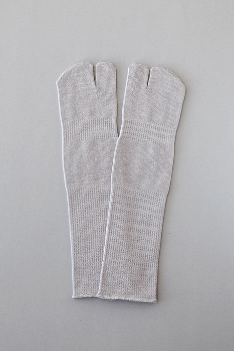 Ｔａｂｉ「足の肌着」絹とウール